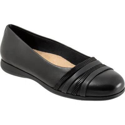 Trotters Drew Wedge Slip-on In Black Mini Dots