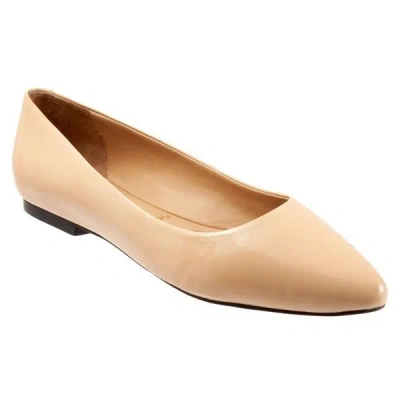 Trotters Estee Ballet Flat Women Nude Patent Leather Pointed Toe Jobb195 In Brown