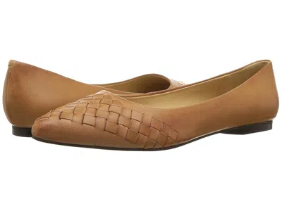 Trotters Estee Woven Women's Shoes Tan Woven Leather: 8 M (b) In Brown
