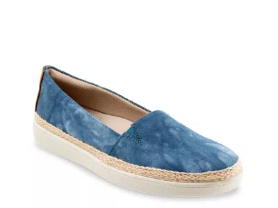 Trotters Extra Wide Width Accent Espadrille Slipon In Blue