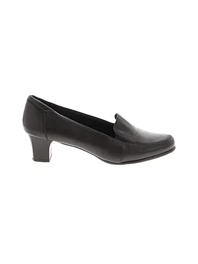 Pre-owned Trotters Flats In Black
