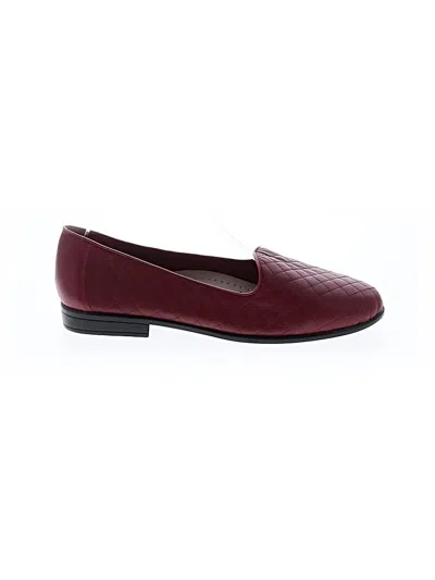 Pre-owned Trotters Flats In Red