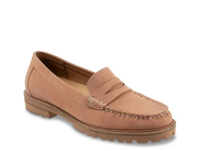 Trotters Francey Loafer In Brown