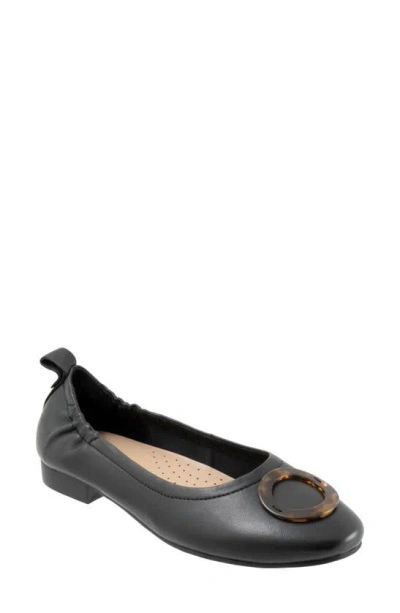 Trotters Gia Ornament Ballet Flat In Black