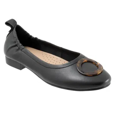Trotters Gia Ornament T2324-001 Ballet Flat Women's Black Leather Gal1307