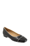 Trotters Harbor Cap Toe Flat In Black/white