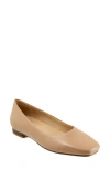 Trotters Honor Flat In Neutral