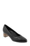 Trotters Kari Pointy Toe Pump In Black