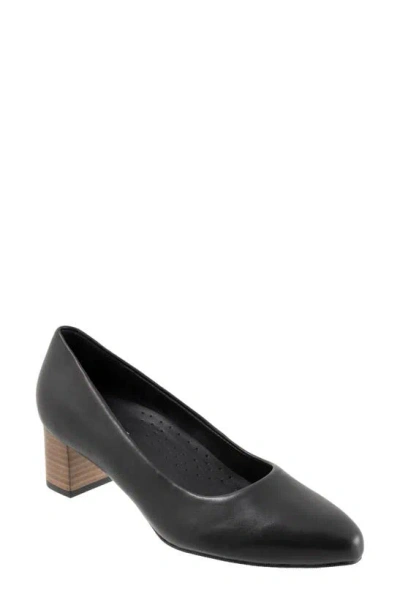 Trotters Kari Pump In Black