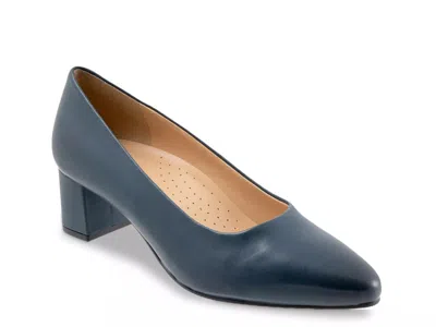 Trotters Kari Pump In Multi