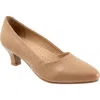 Trotters Kylie Kitten Heel Pump In Beige