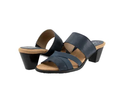 Trotters Maxine Women's Shoes Navy Minidot: 6 Ww (ee), Leather In Multi