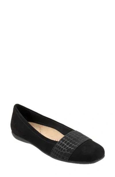 Trotters Samantha Flat In Animal Print