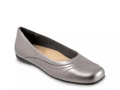 Trotters Sasha Flat In Pewter