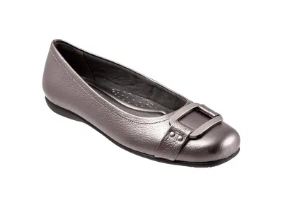 Trotters Sizzle In Multi