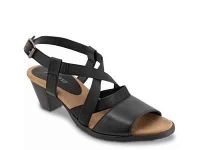 Trotters Wide Width Meadow Sandal In Black