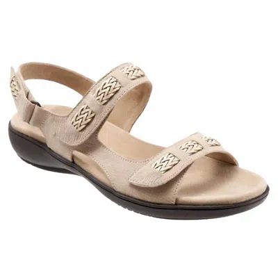 Trotters Women's Kip Sandal In Neutral