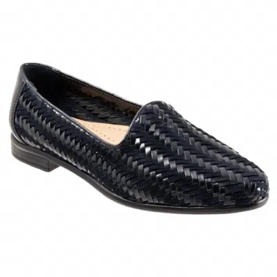 Trotters Women's Liz Iii Leather Shoes In Navy/navy Patent In Multi
