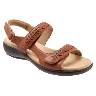 Trotters Women's Romi Woven Sandal In Luggage In Multi