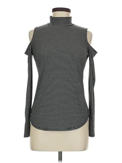 Pre-owned Trouve Long Sleeve Top Gray Cold Shoulder Neckline Tops