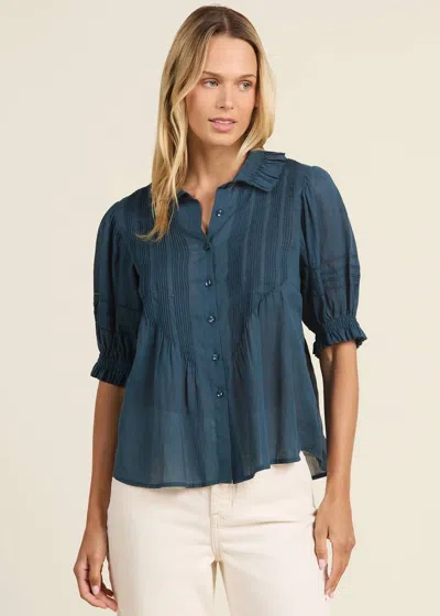 Trovata Jess Button Down Blouse In Teal In Blue