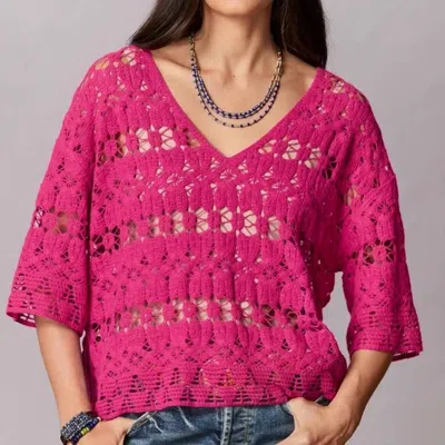 Tru Luxe Crochet Popover Top In Magenta In Pink