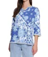 Tru Luxe Floral Print Notch Neck Top In Blue Mix