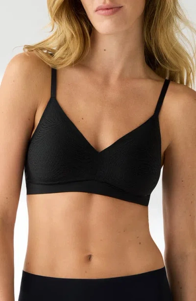 True & Co. True & Co Lace Triangle Bralette In Black