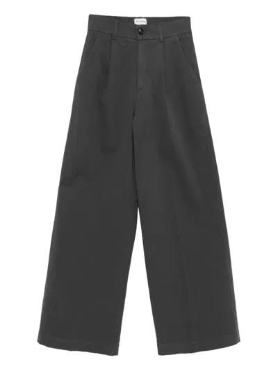 True Avenue Pleated Trousers In Gray
