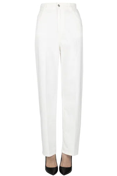 True Avenue Straight Leg Jeans In White
