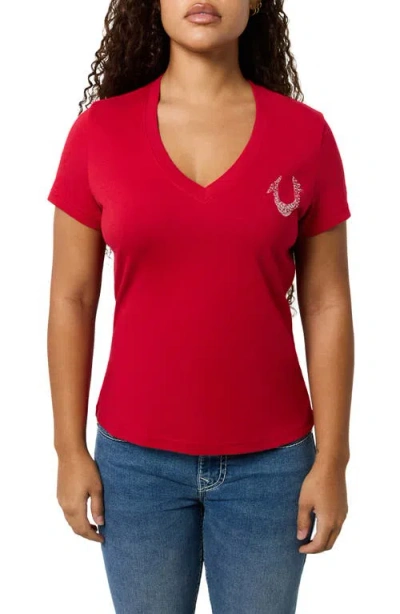 True Religion Horseshoe Embellished V-neck Cotton Graphic T-shirt In Apple Red