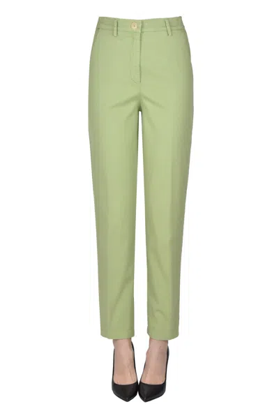 True Royal Chino Style Trousers In Green