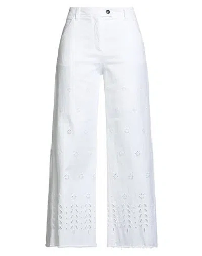 True Royal Woman Pants White Size 10 Cotton