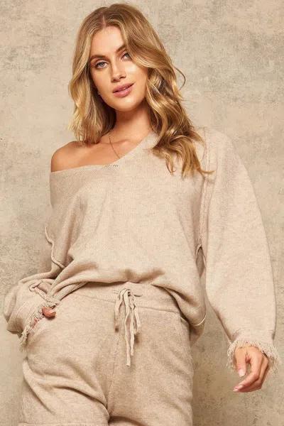 Truedames A Solid Knit Sweater In Beige