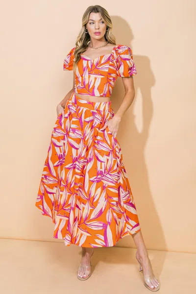 Truedames A World Of Good Woven Crop Top In Orange