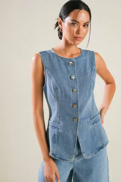 Truedames Adventure Awaits Denim Vest In Multi