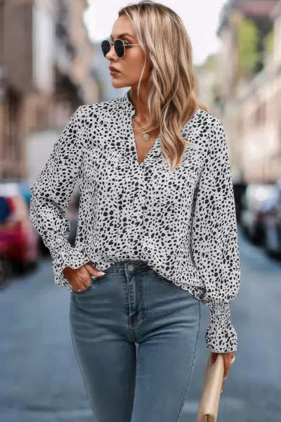 Truedames Allover Print V Neck Long Sleeve Loose Blouse In White
