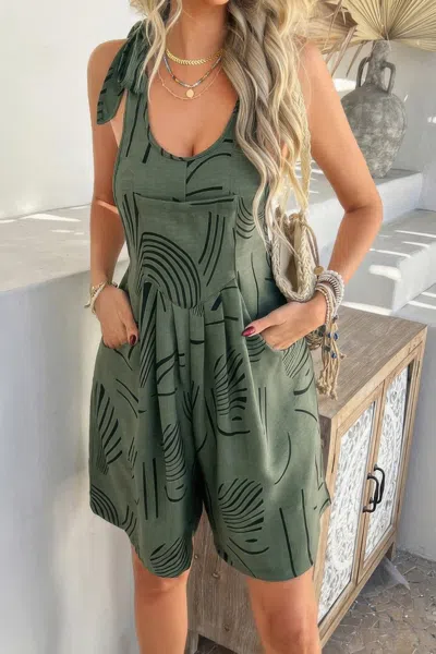 Truedames Allover Printed Tie Shoulder Pockets Romper In Green