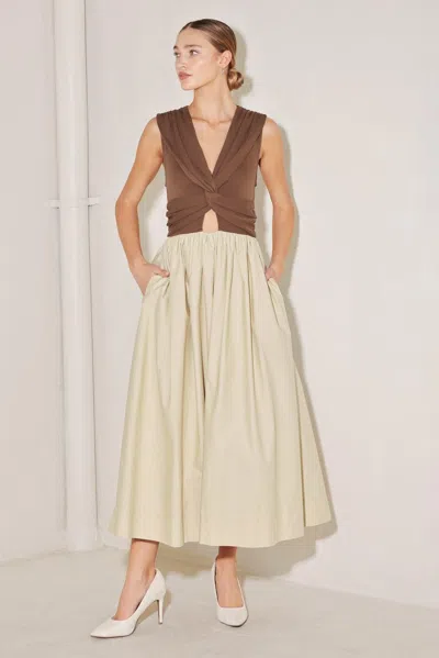 Truedames Angel Veil Solid Midi Dress In Brown