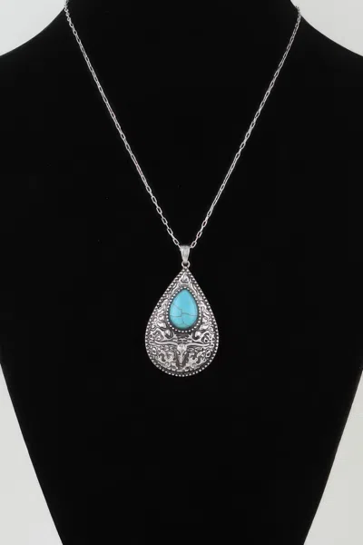 Truedames Antique Bull Teardrop Necklace In Silver
