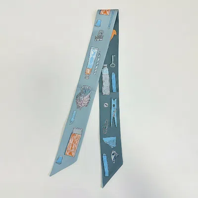 Truedames Art Inspired Pattern Printed Twilly Skinny Scarf In Blue
