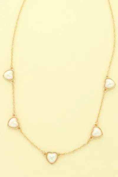 Truedames Bezel Set Pearl Heart Station Necklace In Gold