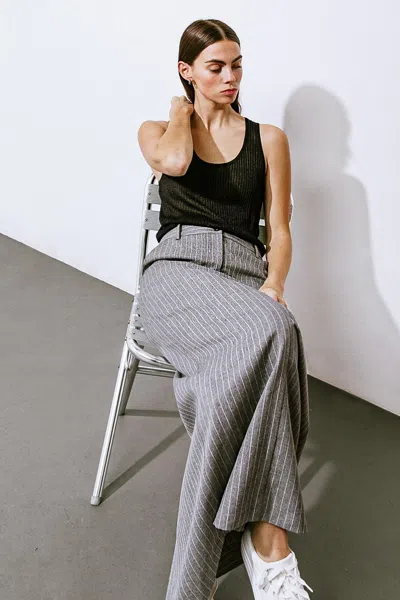 Truedames Blissful Love Woven Tank Top In Black