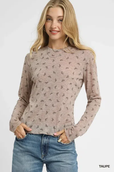 Truedames Bow Print Lightweight Knit Top In Gray