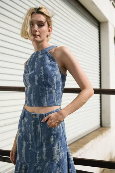 Truedames Breezy Adoration Denim Crop Top In Blue
