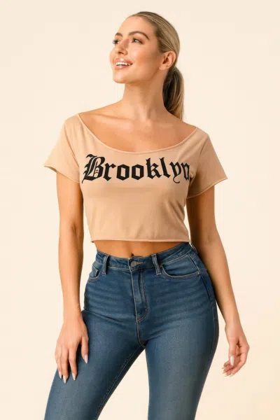 Truedames Brooklyn Graphic Off-shoulder Crop Top In Green