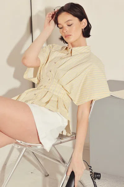 Truedames Butter Mode Activated Woven Top In Neutral