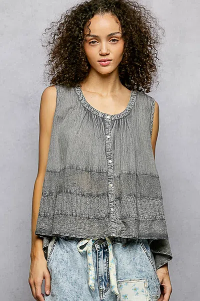 Truedames Button Down Round Neck Tank With Crochet Contrast In Gray