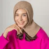Truedames Buttoned Snood Hat In Brown
