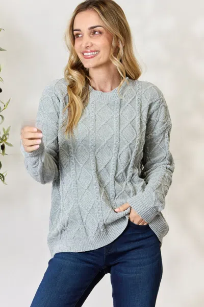 Truedames Cable Knit Round Neck Sweater In Grey